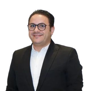 حسام رمزي